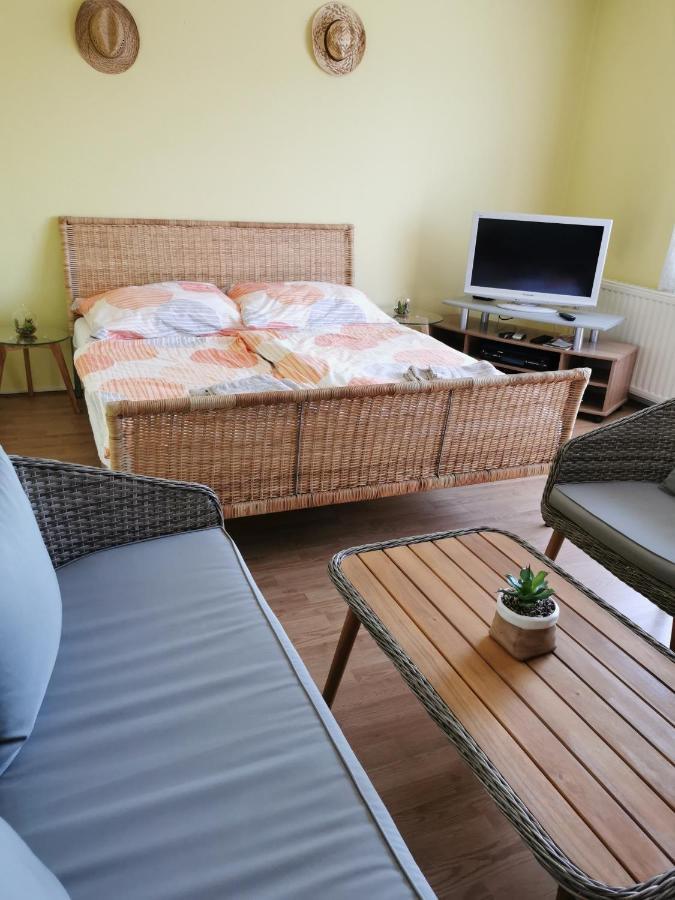 Urlaub Fuer Die Seele - Erholung Pur In Der Natur - Ferienhaus Mit Infrarotkabine & Relax-Raum Rucmanci Exterior photo